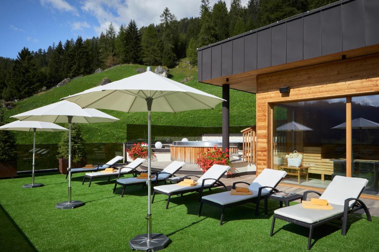 Hotel Sassongher Corvara In Badia Extérieur photo
