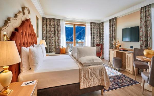 Hotel Sassongher Corvara In Badia Extérieur photo
