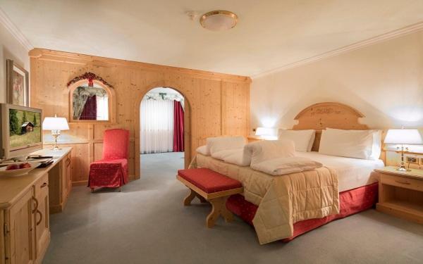 Hotel Sassongher Corvara In Badia Extérieur photo