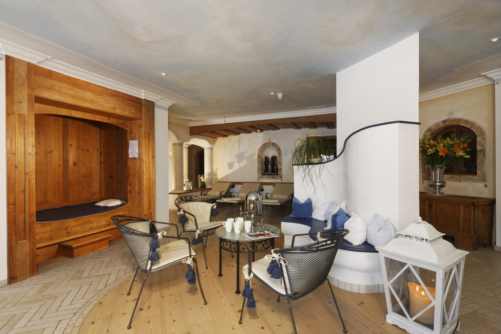 Hotel Sassongher Corvara In Badia Extérieur photo