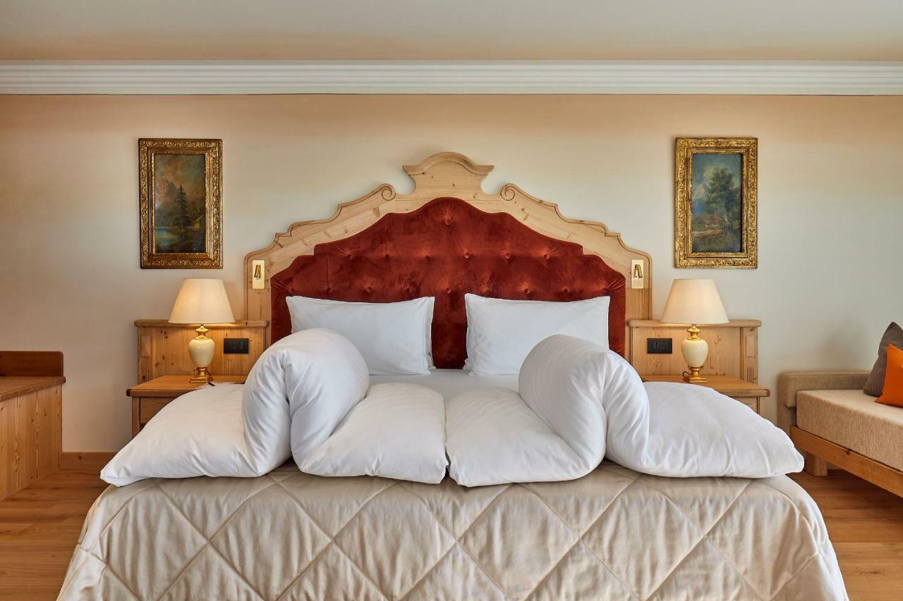 Hotel Sassongher Corvara In Badia Extérieur photo