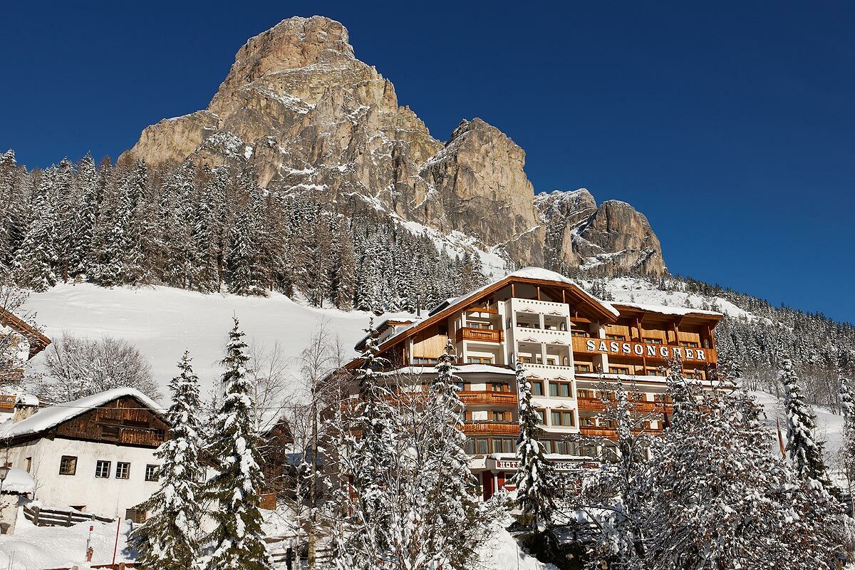 Hotel Sassongher Corvara In Badia Extérieur photo