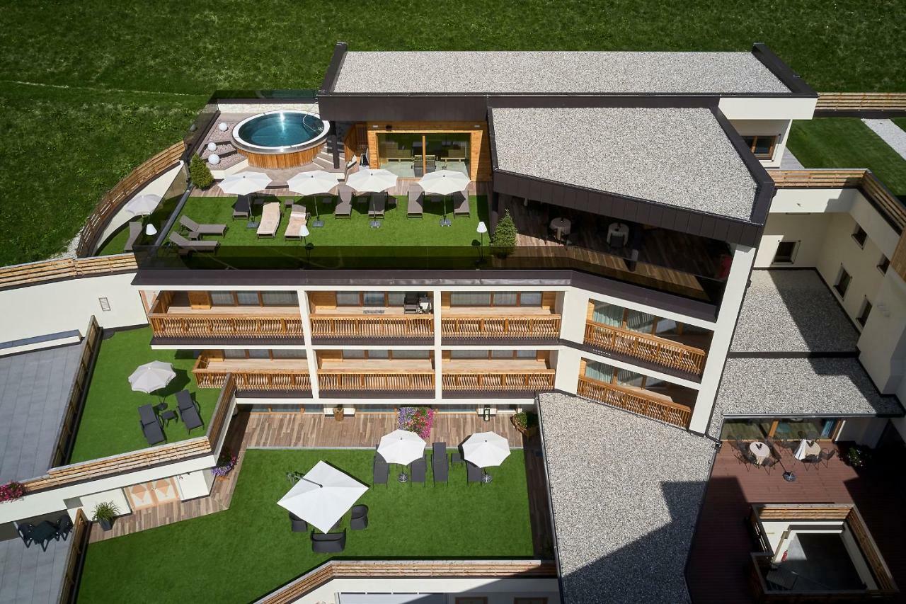 Hotel Sassongher Corvara In Badia Extérieur photo